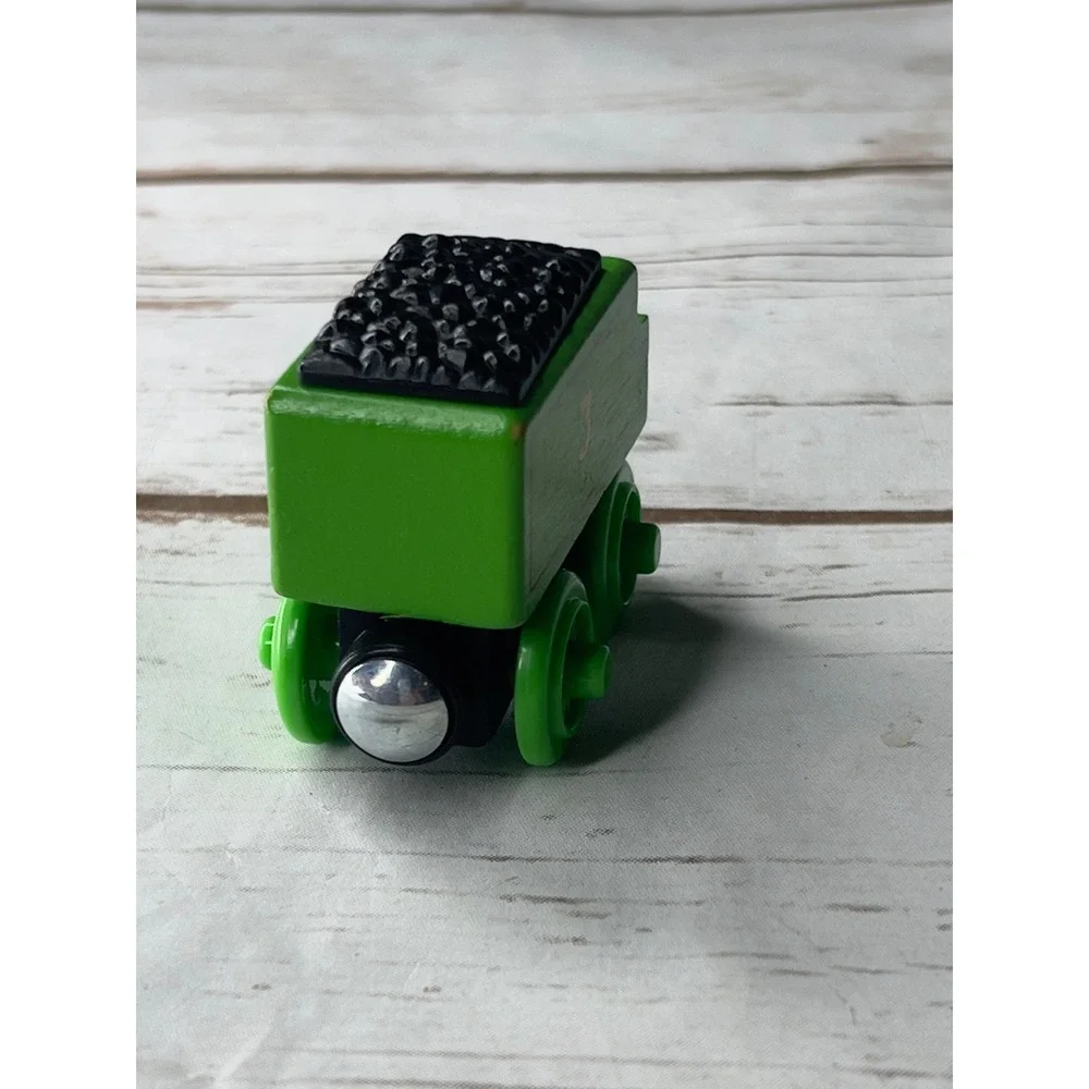 Thomas & Friends Henry's Tender Green Wooden Railway Train Y4072 OS